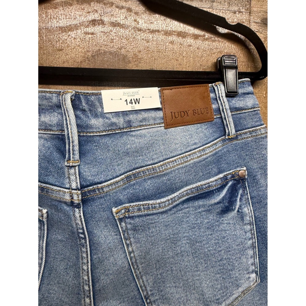 Judy Blue Mid Rise Medium Wash Distressed Hem Kick Flare Jeans JB88979 14W - Picture 9 of 10